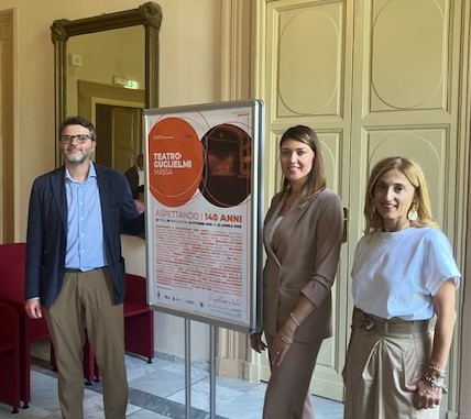 Presentazione stagione 25-26 Gugliemi: Tommaso Archioni FTS ; assessore Monica Bertoneri; direttrice artistica Cinzia Bertilorenzi 