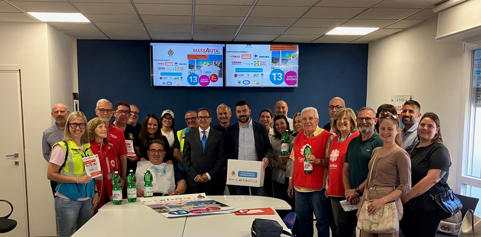 foto di gruppo presentazione Massaiuta 2026 